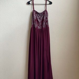 Chiffon dress with detailed top